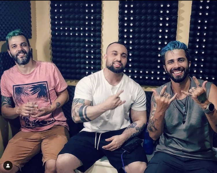 bad-request-band - Fotos