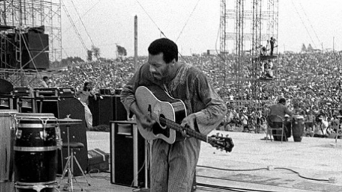 Morre Richie Havens, ícone do Festival de Woodstock