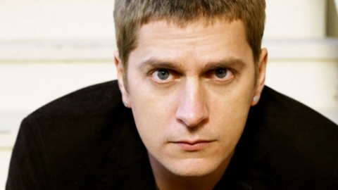 "Trust You": Rob Thomas, vocalista do Matchbox Twenty, lança nova música solo