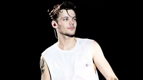 Louis Tomlinson divulga trecho de seu single solo de estreia, "Back To You"