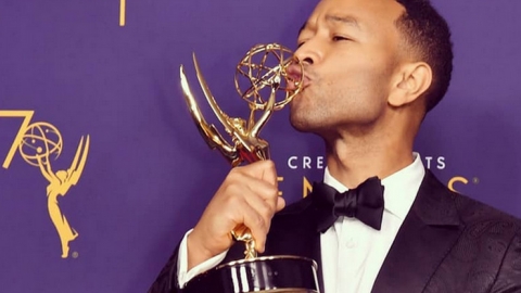 John Legend entra para o time dos vencedores dos quatro principais prêmios do entretenimento