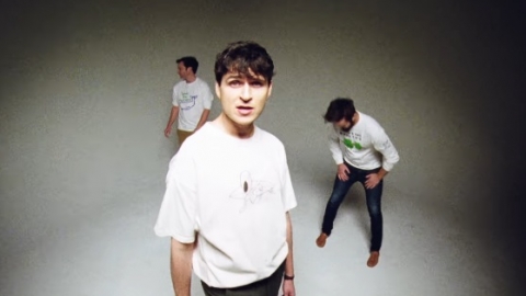 Veja o novo clipe do Vampire Weekend, "Harmony Hall"