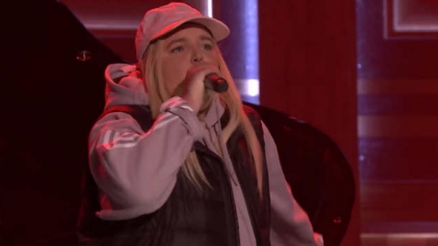 Pela décima semana, "Dance Monkey" de Tones & I fica no topo da parada de singles do Reino Unido