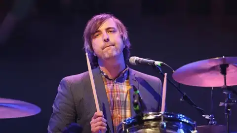 Joe Seiders, baterista dos New Pornographers, é detido por posse de pornografia infantil 