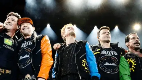 New Kids on the Block vai celebrar o 35º aniversário do álbum "Step by Step" com edição especial