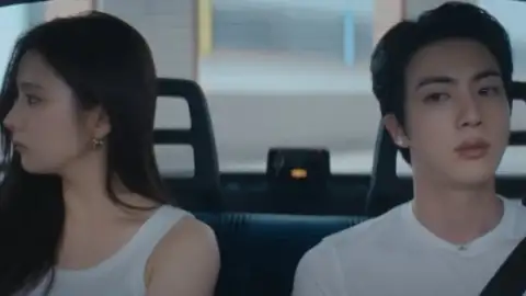 Jin, do BTS, chega ao topo da parada global do Spotify com "Don't Say You Love Me"