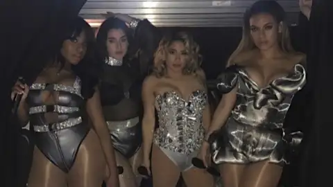 Camila Cabello mostra apoio a retorno de seu ex-grupo, Fifth Harmony